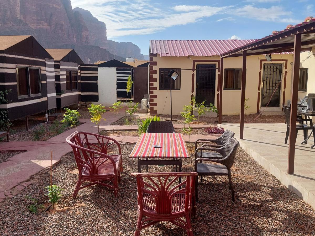 Wadi Rum Oryx Hostel & Tours Bagian luar foto