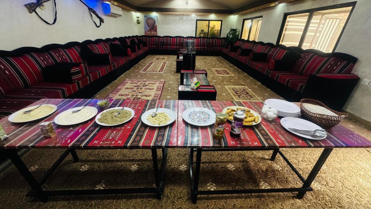Wadi Rum Oryx Hostel & Tours Bagian luar foto