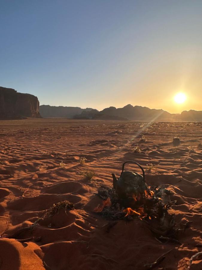 Wadi Rum Oryx Hostel & Tours Bagian luar foto