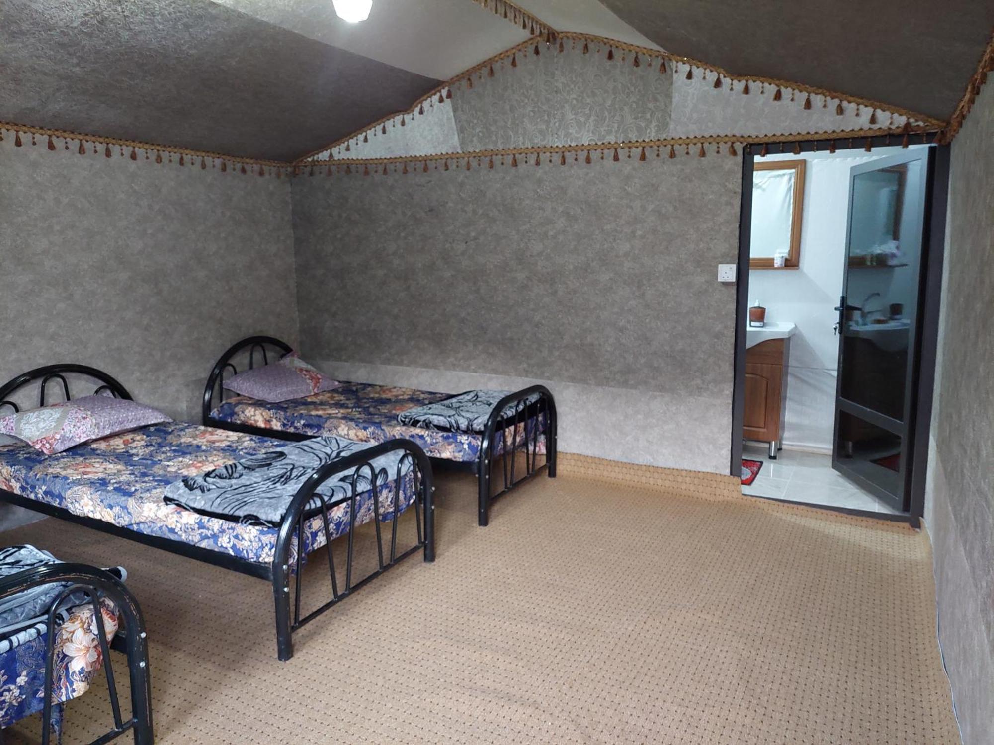 Wadi Rum Oryx Hostel & Tours Ruang foto